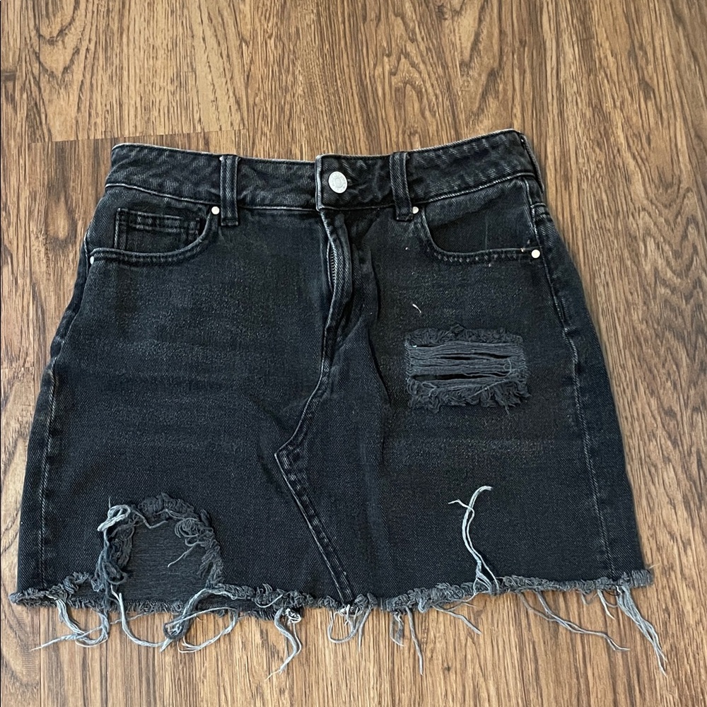 PacSun Charcoal Distressed Mini Skirt